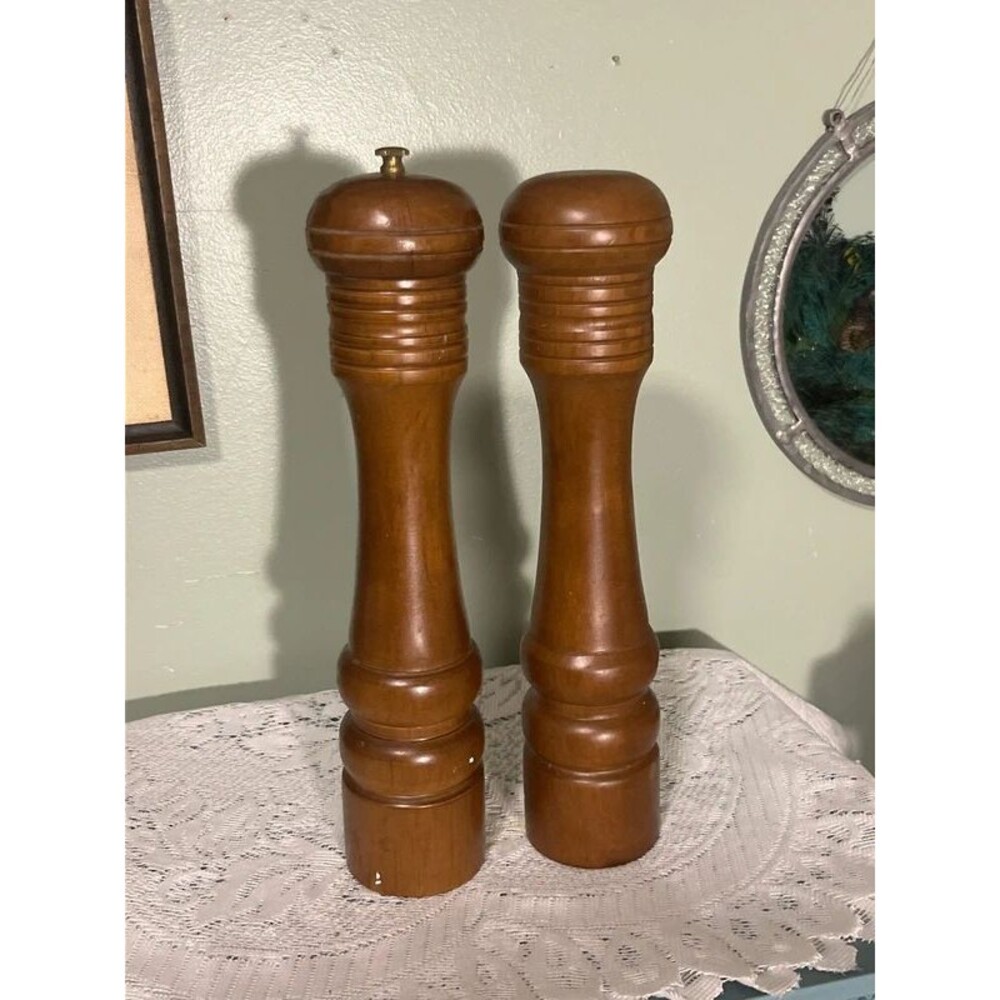 Vintage wood salt shaker and pepper grinder set